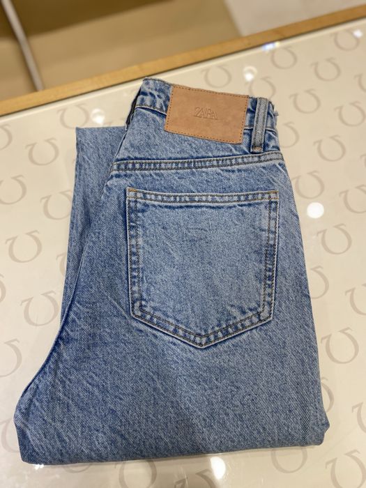 Джинсы женские ZARA