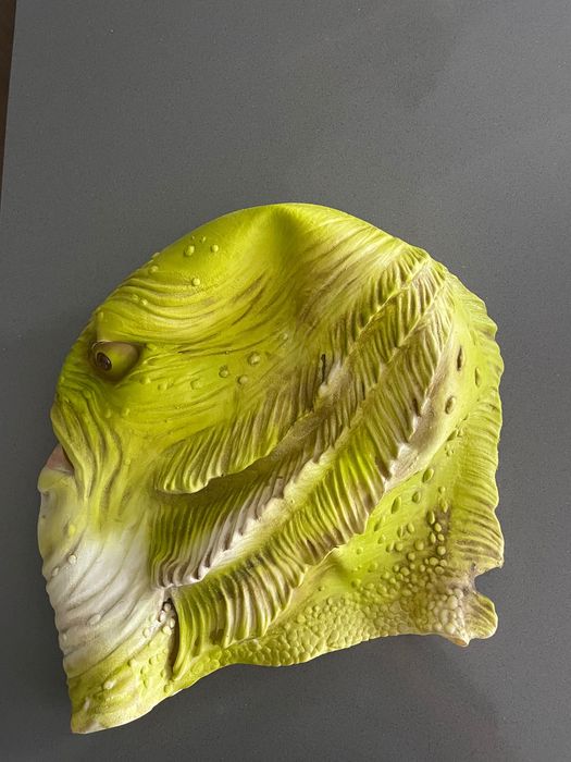 Маска на риба за Хелоуин