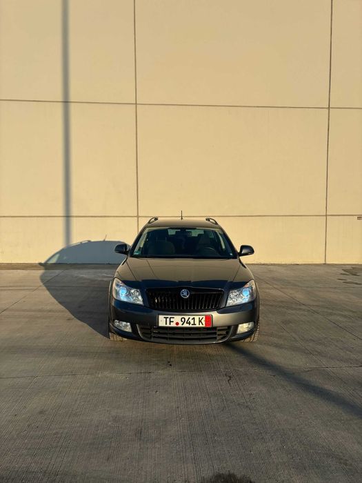 Octavia 2 Facelift 2.0 TDI/Xenon/Euro 5/Nr valabile