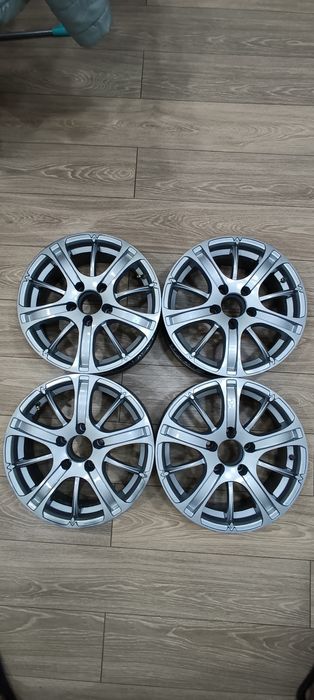 Продаю л/с диски 15 Мерседес