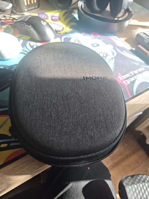 Подам наушники 1more SonoFlow