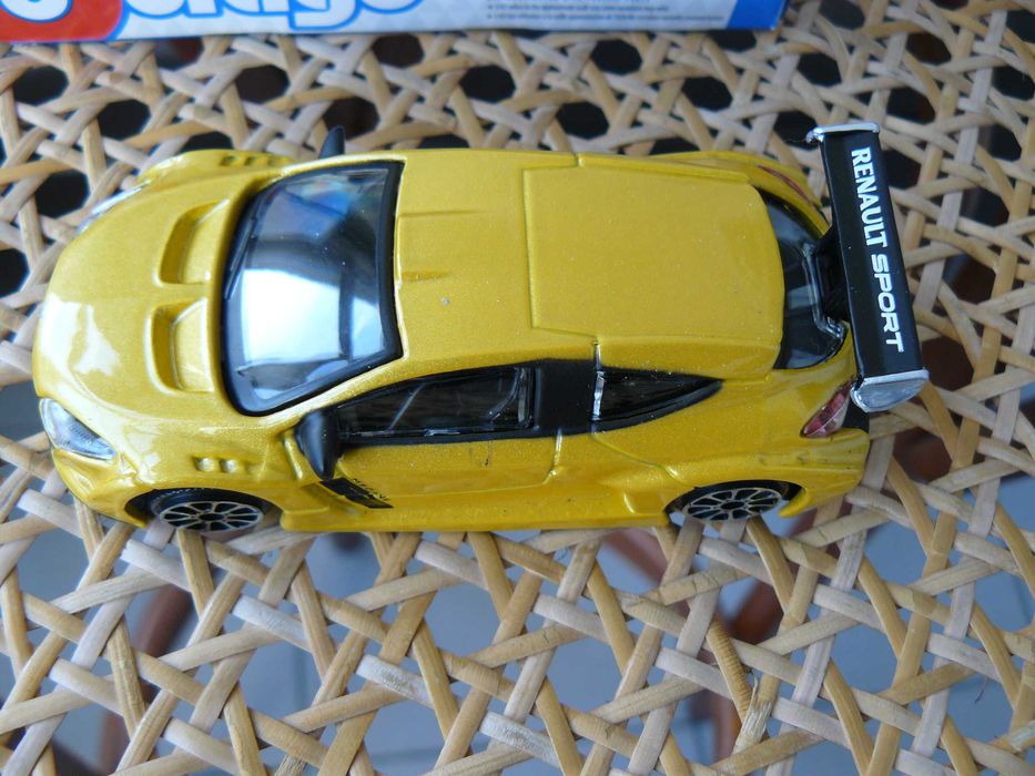 Macheta Auto RENAULT MEGANE RS 2010, Noua, Scara1:43, Produs Bburago