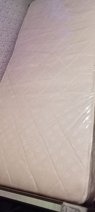 Продается деревянная кровать