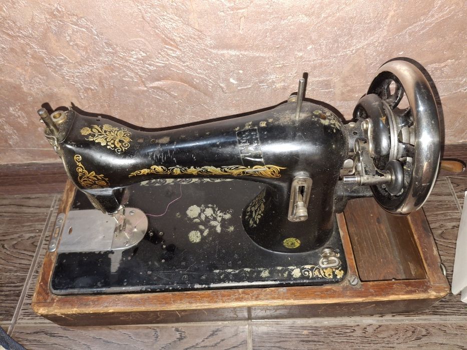 Продам машинки швейные