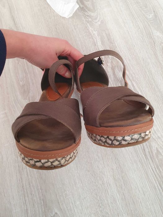Sandale cu platforma Tommy Hilfiger
