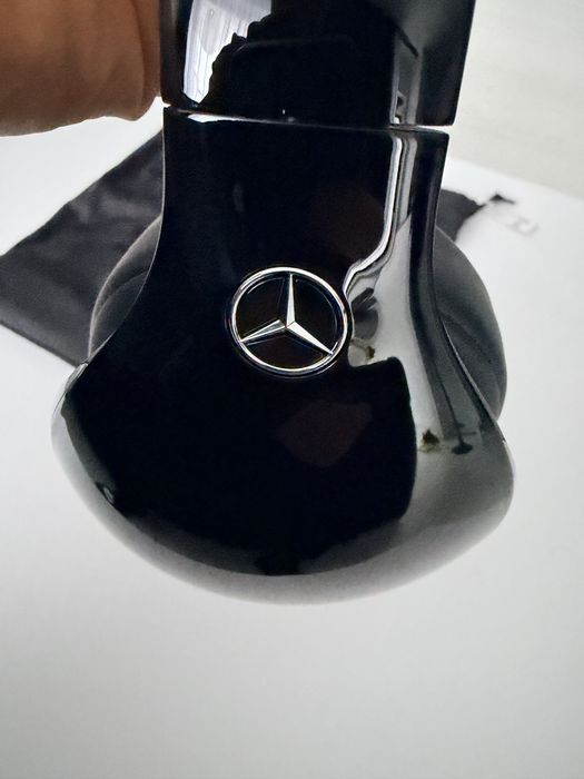 Casti noi bluetooth Mercedes cu active noise canceling