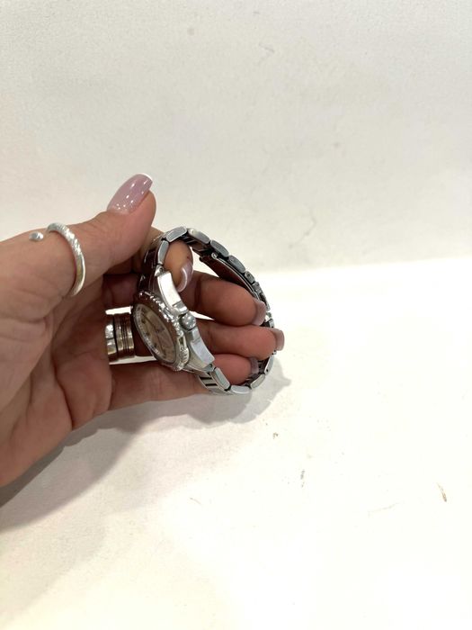 Ceas  damă Guess W0234L1!