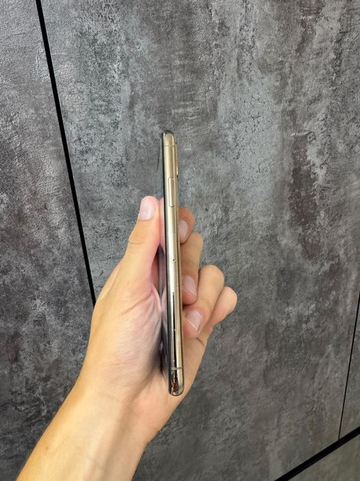 Iphone XS 64gb продам