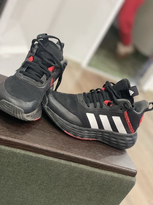 Адидас маратонки