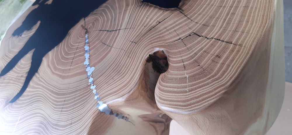 Дизайнерска настолна МАСА