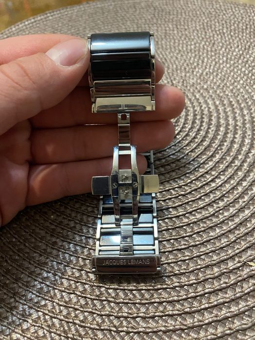 Часовник Jacques Lemans 1-1941A
