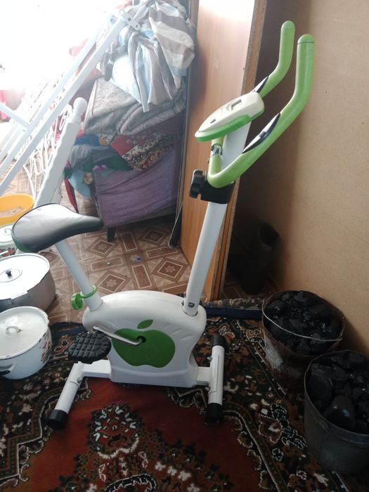 Велотренажер для