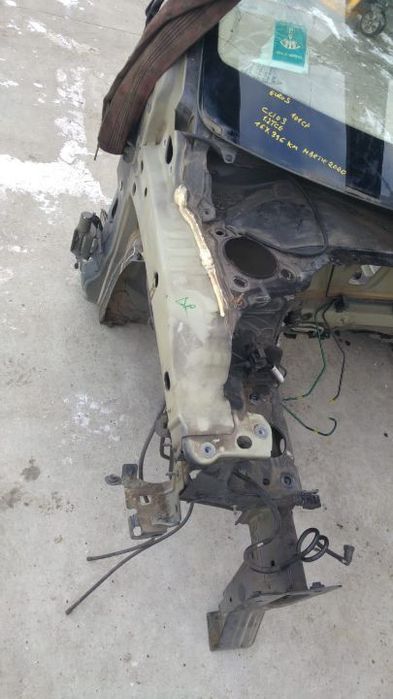 lonjeron dreapta  renault clio 3 dupa 2007 1.2 b