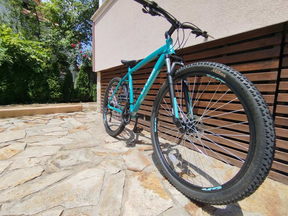 Детски велосипед 20 инча и велосипед CROSS 29