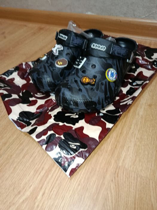 Crocs x Bape (джибитсы в подарок)
