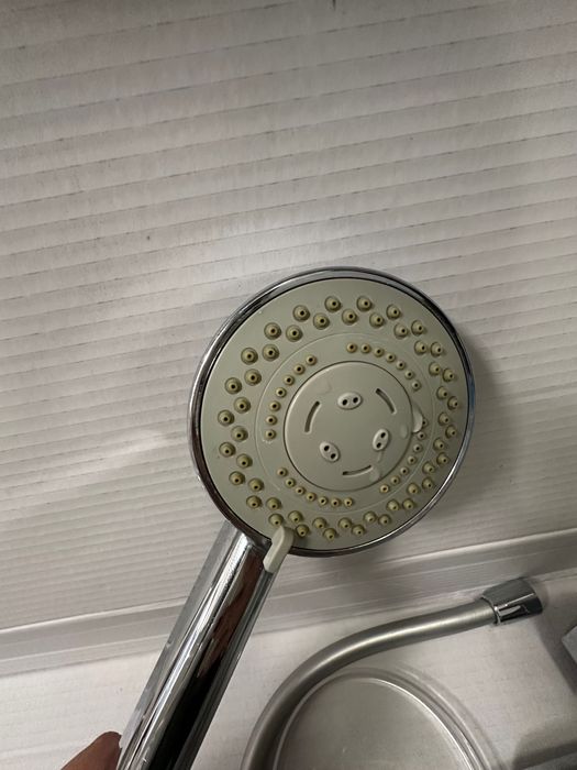 Продавам душ за баня