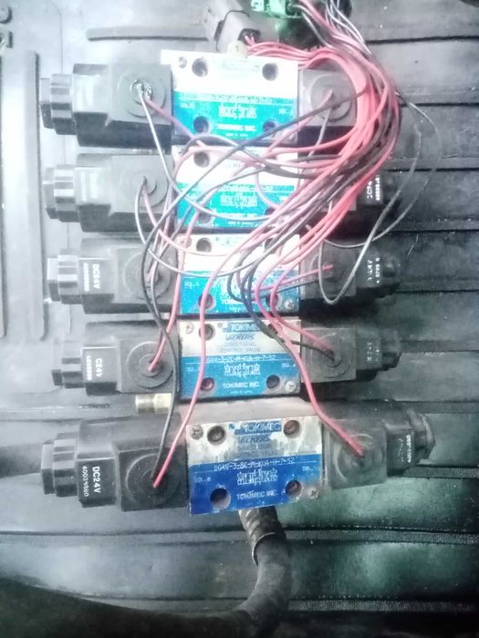 Гидрораспределитель на автовышку.