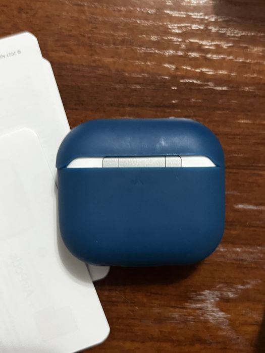 Airpods3 наушники Apple в хорошем состояние