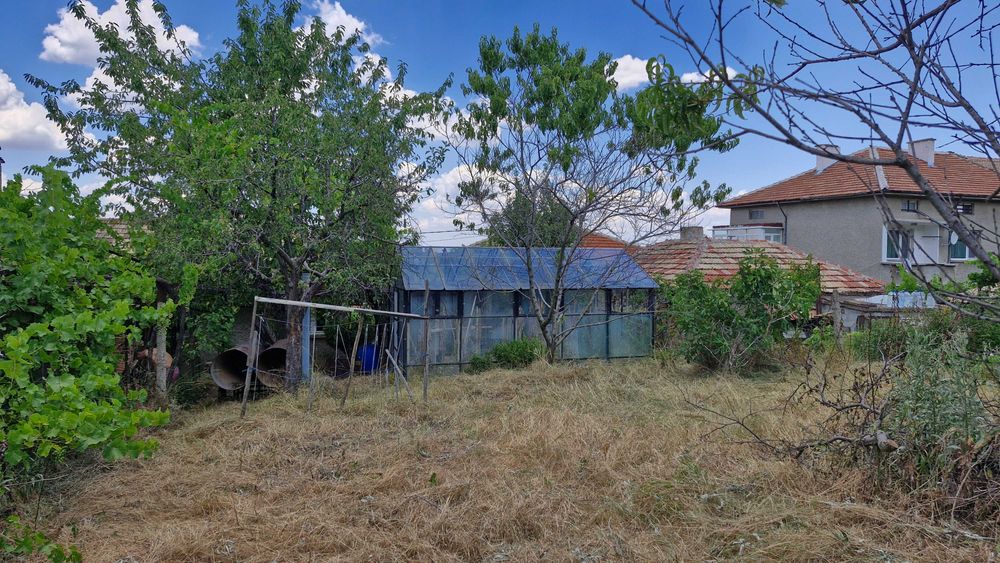 Продава се Къща в Омуртаг - 180 кв.м за 984 €/кв.м - Снимка #14