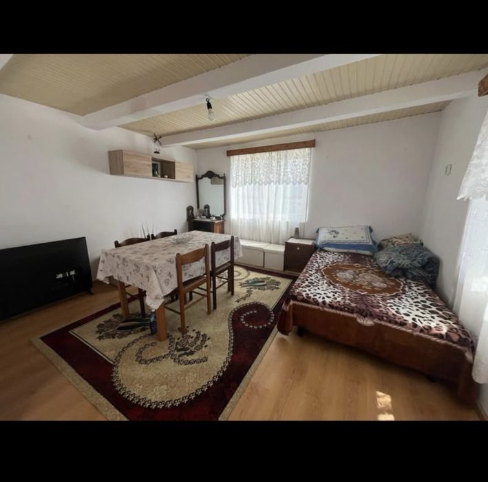 Se vinde casă situată în județul Suceava, oraș Salcea, sat Prelipca,