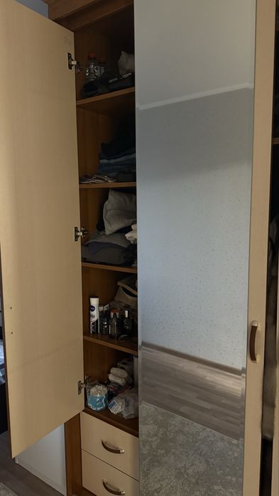 Шкаф в спальню ТОРГ срочно