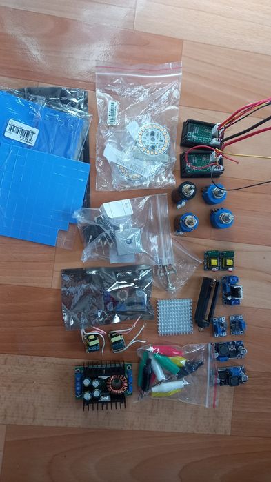 Продам всё вместе 4000тг.