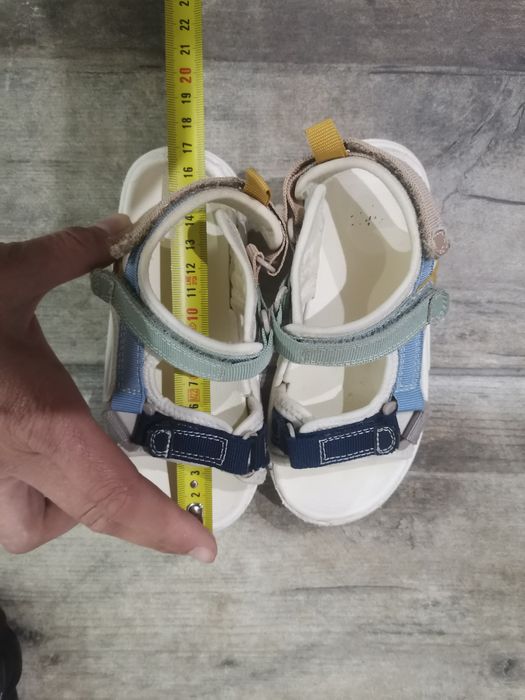 Детски сандали и джапанки