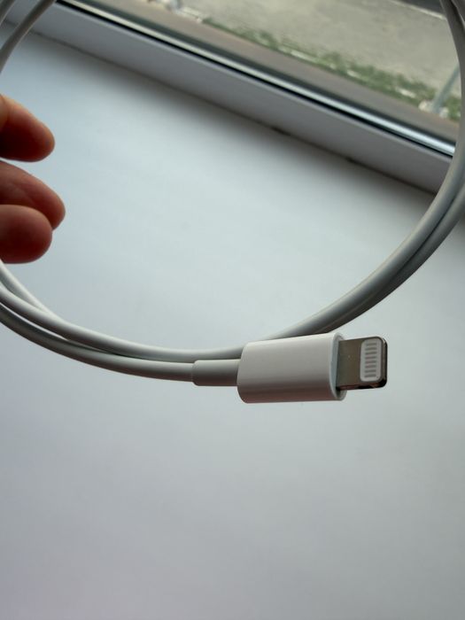 Оригинальный кабель Apple Lightning