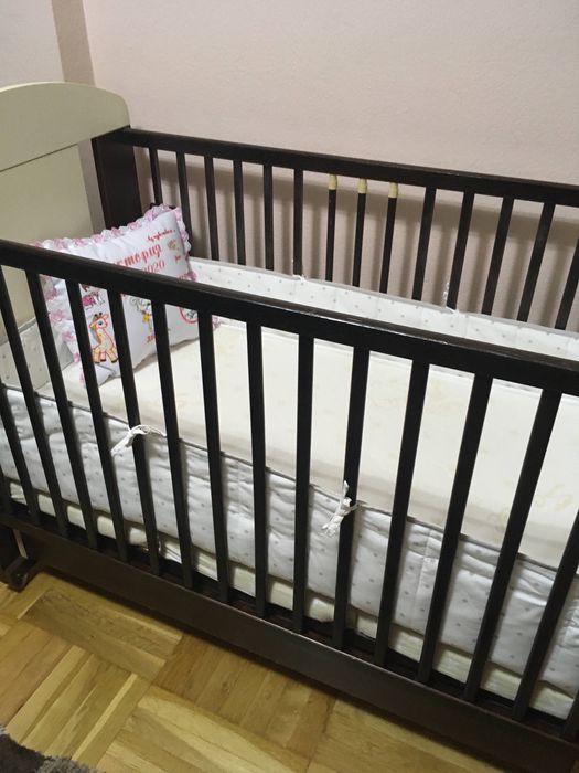 Детско легло с два вида приставки