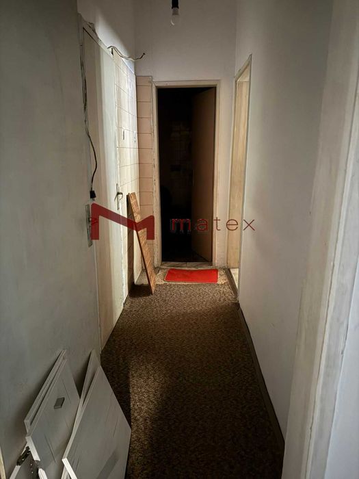 Тристаен зад ВИНС ТОП ЛОКАЦИЯ - Траян Кателиев