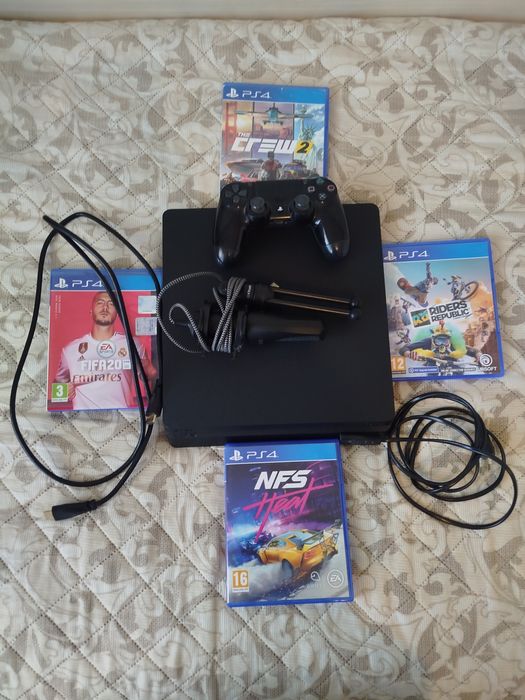 Play station 4slim 500GB