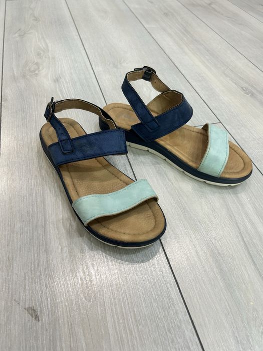 Продам обувь разное