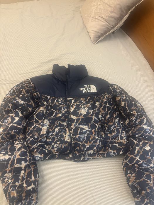 Oригинално дамско яки The Face Norht,ново