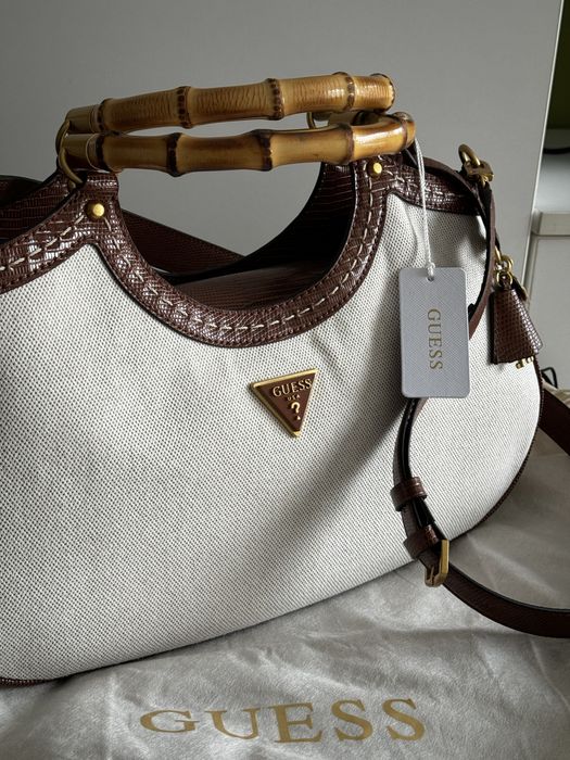 Оригинална Чанта Guess