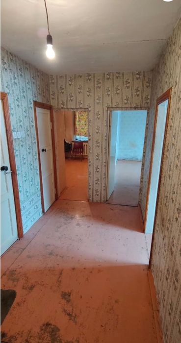 Продам 2хком квартиру район Бензостроя.