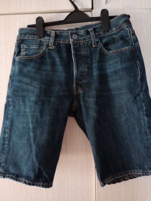 Pantaloni scurți de bărbați