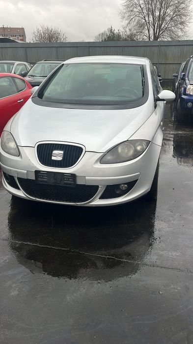 Dezmembrez seat altea