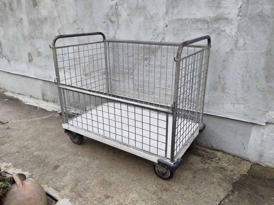 Стара Соц Товарна Количка Панелна Товарна Количка За Складове.