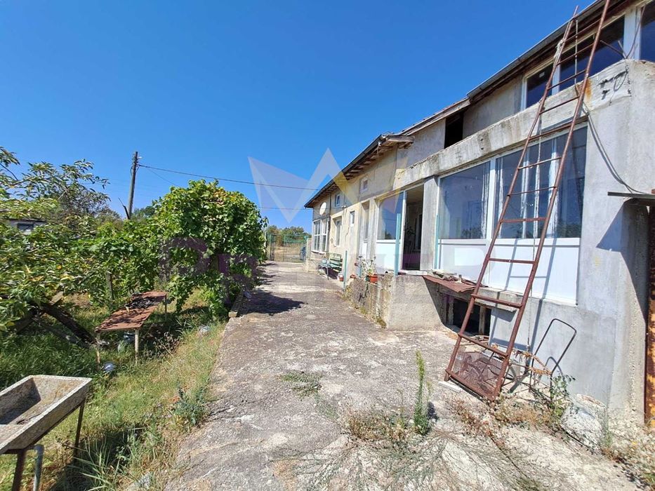 Продава се Къща в с. Близнаци, Област Варна - 100 кв.м за 1350 €/кв.м - Снимка #3