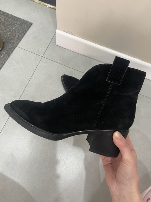 Продам ботильоны