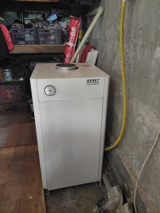 Газовый  напольный котел