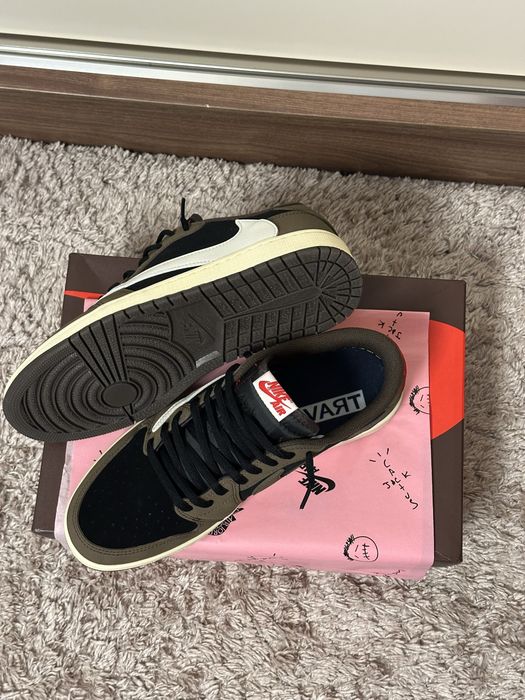Air Jordan 1 Low x Travis Scott