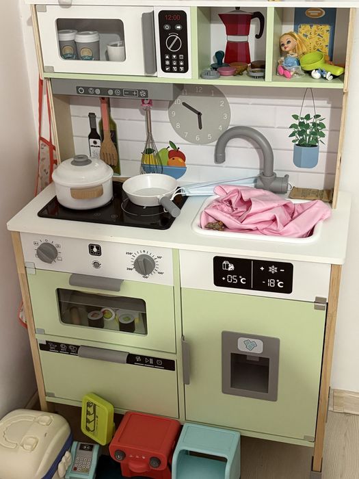 Bucatarie de jucarie de vanzare!!