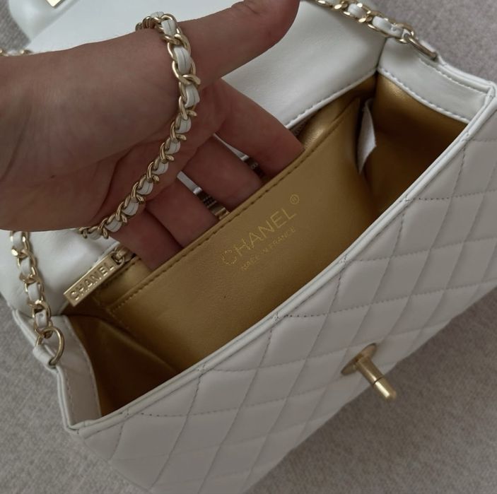 Geanta Chanel Pearl Crush 20 cm-pe stoc
