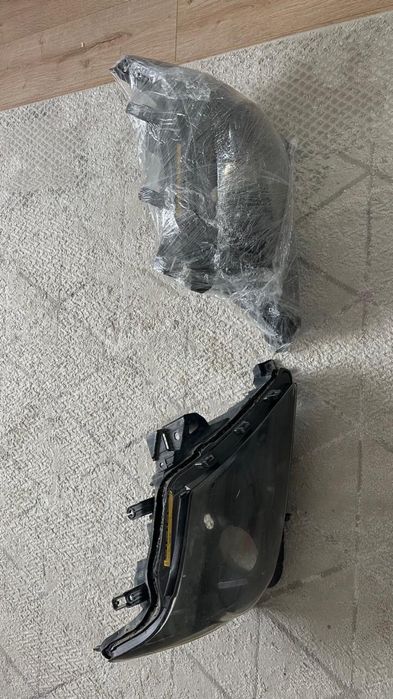 корпус фары Lexus lx570