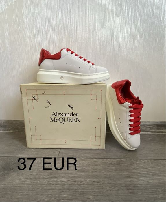 Кроссовкий женский оргинал