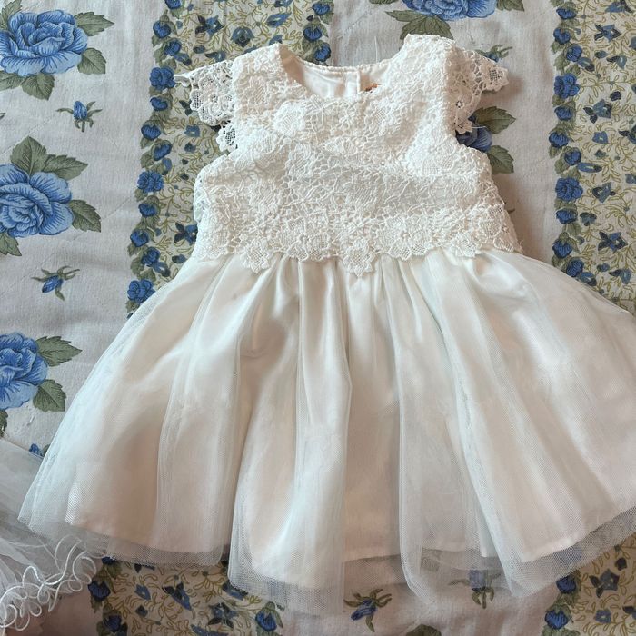 детски дрехи само са пробвани