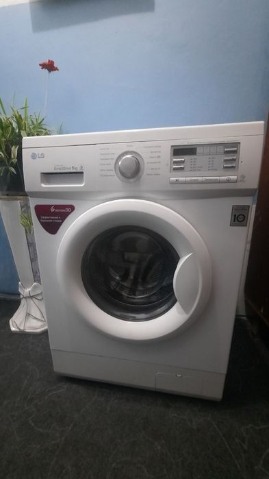 Продам стиральную машинку автомат