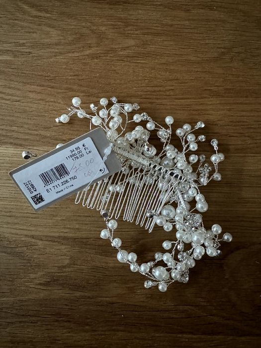 Accesoriu păr nuntă [NOU - NEPURTAT]