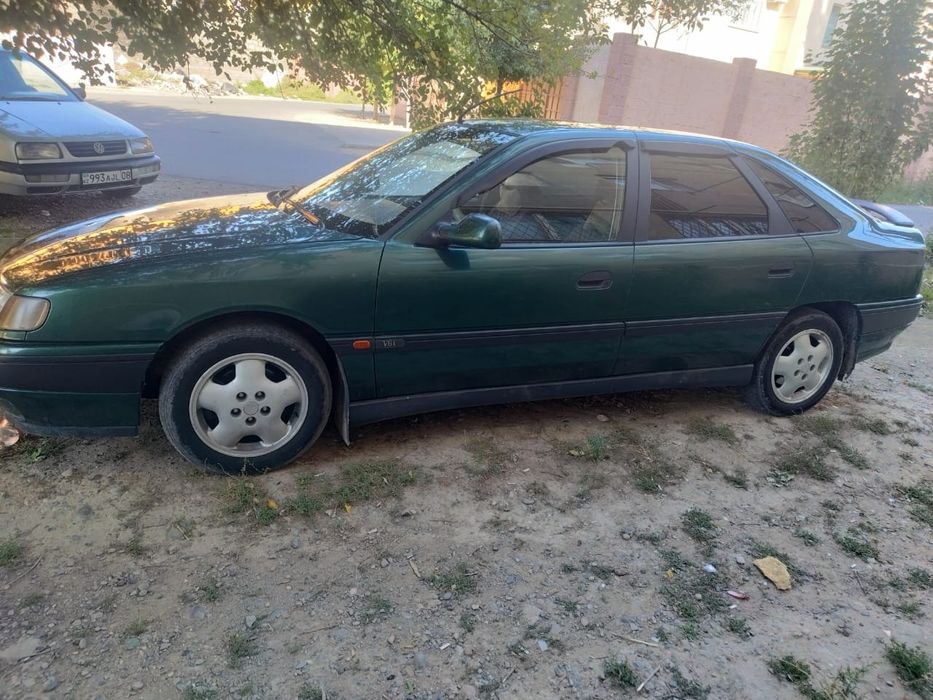 Продам машину  рено